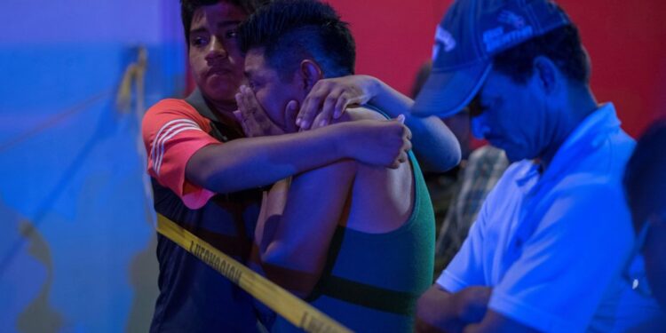 Al menos 23 muertos en un incendio en un bar en Veracruz (México)