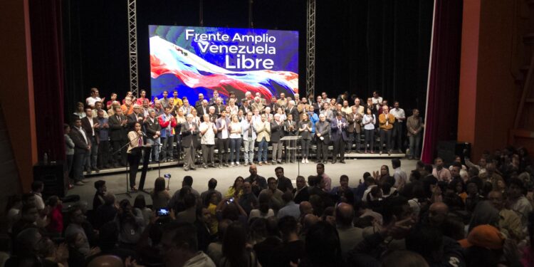 Frente Amplio Venezuela Libre