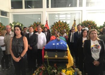 Guardia de honor Diputados AN. Edmundo Pipo Rada. Foto @Presidencia_VE