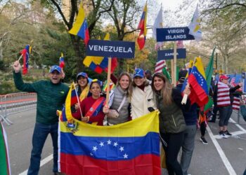 Venezolanos, Matatón NY. Foto @andresraulpaezp