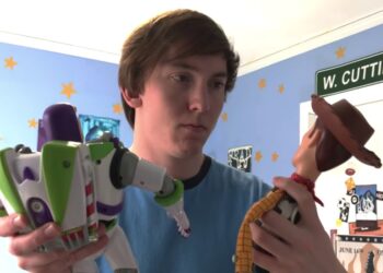 Sus familiares interpretaron a los humanos que aparecen en la película (YouTube Toy Story 3 IRL)