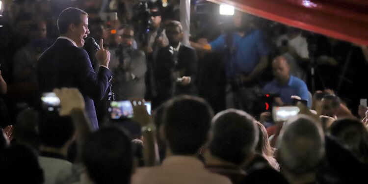 Juan Guaidó, Plaza Bolívar de Chacao. 11FEB2020. Foto Prensa presidencial Leo Álvarez