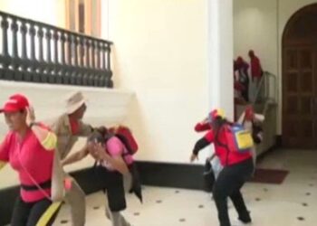 Ejercicios militares dentro del Palacio Federal Legislativo. Foto captura de video.