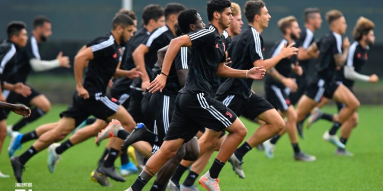 VINOVO, ITALY - SEPTEMBER 27:  Juventus Under 23 players during Juventus U23 Training Session at Juventus Center Vinovo on September 27, 2019 in Vinovo, Italy.  (Photo by Filippo Alfero - Juventus FC/Juventus FC via Getty Images)