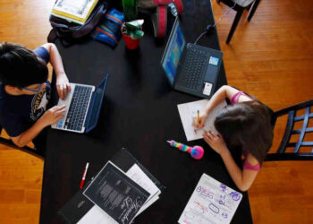 Clases virtuales. Foto de archivo.