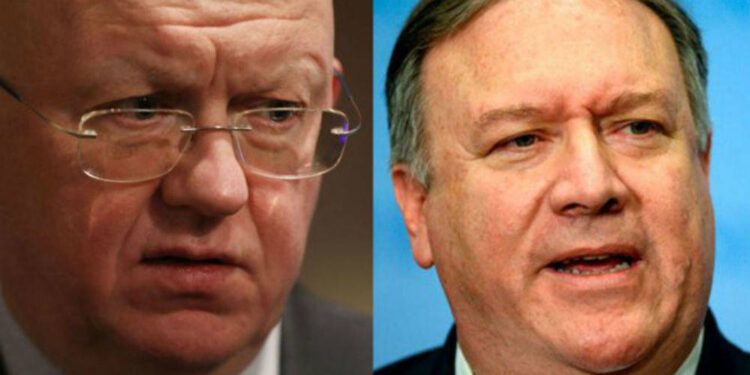 Dmitry Polyanskiy (Rusia) y Mike Pompeo (EEUU). Foto de archivo,