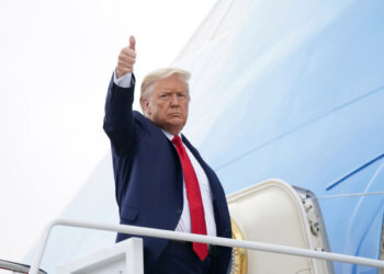 U.S. President Donald Trump boards Air Force One as he departs Washington for travel to Florida at Joint Base Andrews, Maryland, U.S., July 10, 2020. REUTERS/Kevin Lamarque