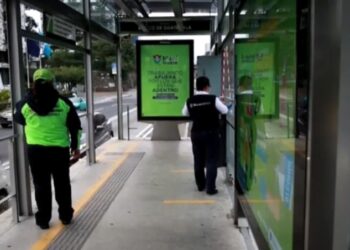 Guatemala, servicio de transporte. Foto captura de video EFE.