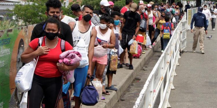 Vzla frontera. Puente Simón Bolívar. Foto EFE.