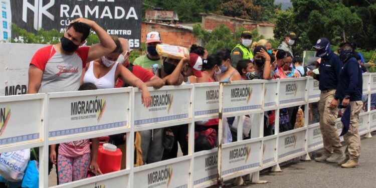 Vzla frontera. Puente Simón Bolívar. Foto EFE.