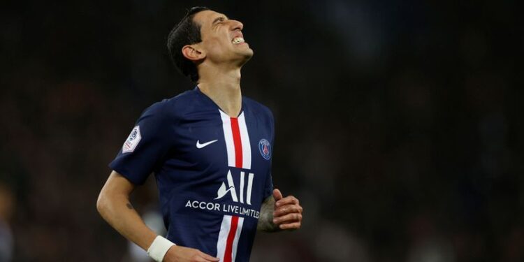 IMAGEN DE ARCHIVO. El fútbolista argentino del PSG Angel Di Maria durante un partido de la Ligue 1 ante Olympique Lyonnais, Estadio Parque de los Príncipes, París, Francia - Febrero 9, 2020  REUTERS/Christian Hartmann