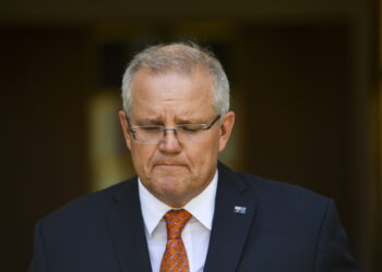 epa08101015 Australian Prime Minister Scott Morrison speaks during a press conference on the governments' bushfire response at Parliament House in Canberra, Australia, 04 January 2020.  EPA-EFE/LUKAS COCH AUSTRALIA AND NEW ZEALAND OUT