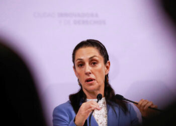 Imagen de archivo. La alcaldesa de Ciudad de México, Claudia Sheinbaum, sostiene una conferencia de prensa en la capital de México. 20 de febrero de 20, 2020. REUTERS/Henry Romero