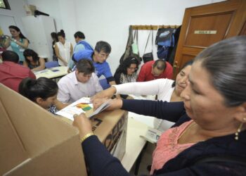 Bolivianos, Argentina. votantes. Foto agencias.