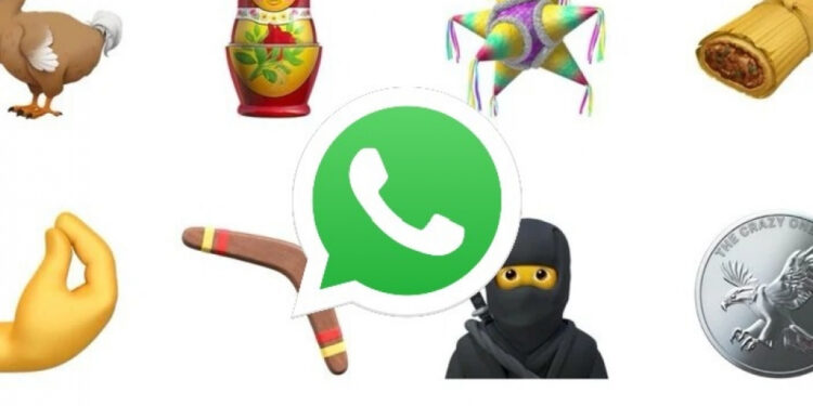 115 emojis WhatsAPP. Foto de archivo.