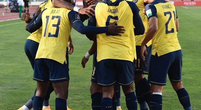 Ecuador ante Colombia. Foto: cortesía