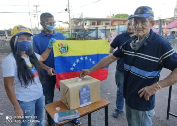 Amazonas, consulta popular. Foto @MauligmerBE