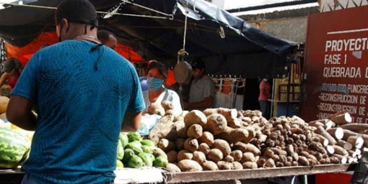 Comerciantes de Caroní. Foto de archivo.