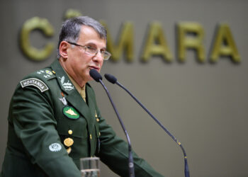 El comandante del Ejército de Brasil, el general Edson Leal Pujol, Foto de archivo.