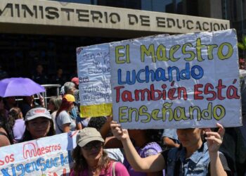 Maestros. Foto @EducadoresMESR