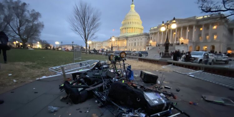 Prensa. Capitolio EEUU. Foto @kemettler