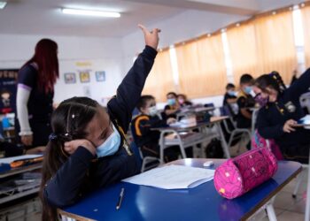 Clases presenciales, coronavirus. Foto Práctica Español.