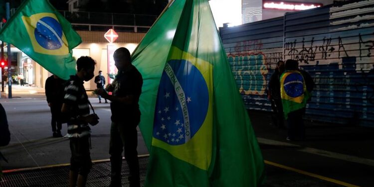 Manifestantes protestan en Brasil EFE/Fernando Bizerra