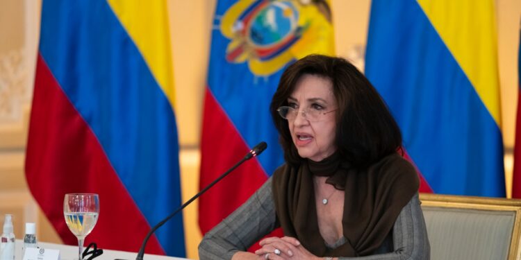 Canciller de Colombia. Claudia Blum Foto de archivo.