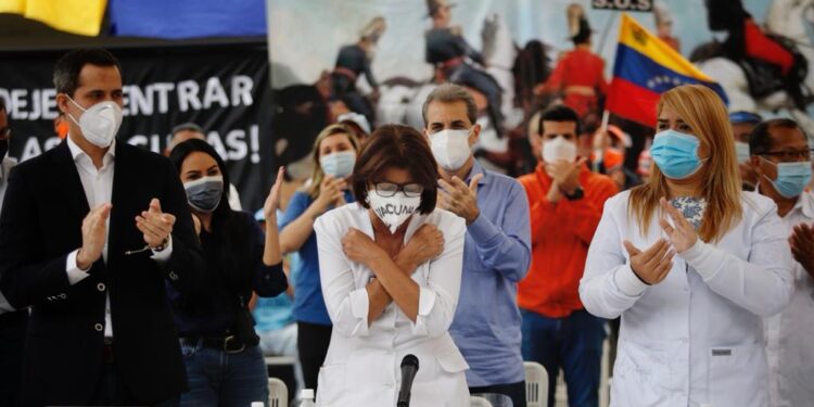 ANA ROSARIO CONTRERAS- JUAN GUAIDÓ - HILDA RUBÍ