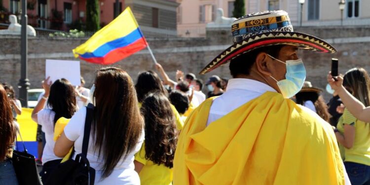 Colombianos en Italia. Foto EFE.