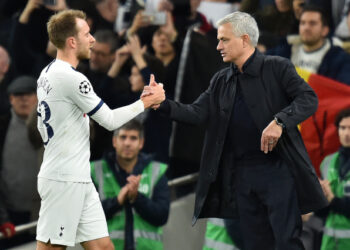 Tottenham Hotspur's Portuguese head coach Jose Mourinho (R) congratulates Tottenham Hotspur's Danish midfielder Christian Eriksen after the UEFA Champions League Group B football match between Tottenham Hotspur and Olympiakos at the Tottenham Hotspur Stadium in north London, on November 26, 2019. - Tottenham won the match 4-2. (Photo by Glyn KIRK / IKIMAGES / AFP)