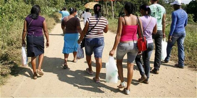 Desplazamientos Colombia. Foto de archivo.