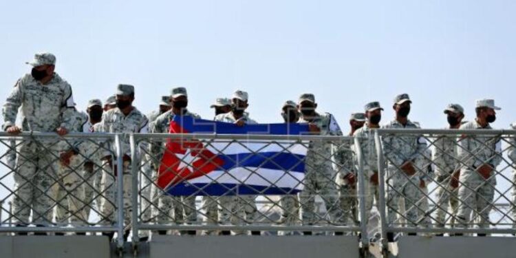 Ayuda humanitaria Cuba de Bolivia y México. Foto EFE.