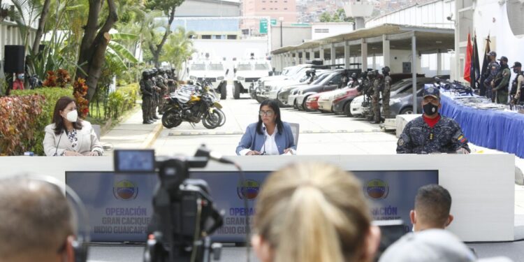 Delcy Rodríguez y Carmen Meléndez. Foto @PartidoPSUV