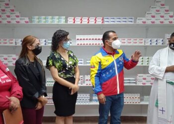 Farmacia oncológica Maiquetía. Foto @VTVcanl8