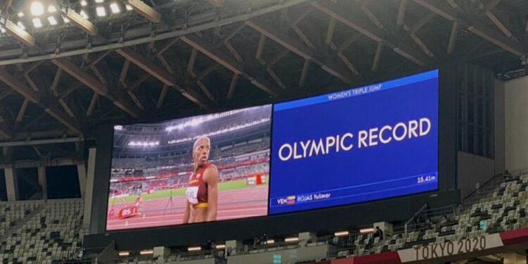 Yulimar Rojas. JJOO. Record 15.41. Foto Twitter.