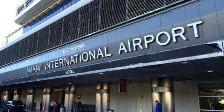 El Aeropuerto Internacional de la ciudad de Miami (MIA). Foto de archivo.