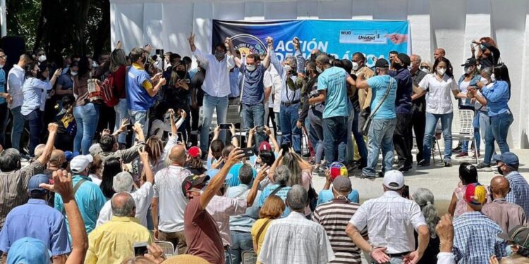 Henry Ramos Allup. Apoyo Tomás Guanipa. Foto Prensa.