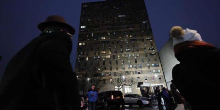 Incendio edificio Nueva York. Foto agencias.