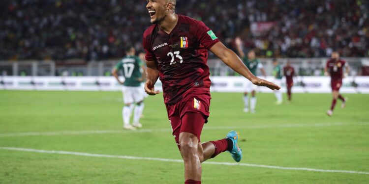 Salomón Rondón. Foto @SeleVinotinto