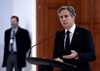 El secretario de Estado de EEUU, Antony Blinken, habla durante una conferencia de prensa en Chisinau, Moldova, el 6 de marzo. (Olivier Douliery/Pool/AFP/Getty Images)