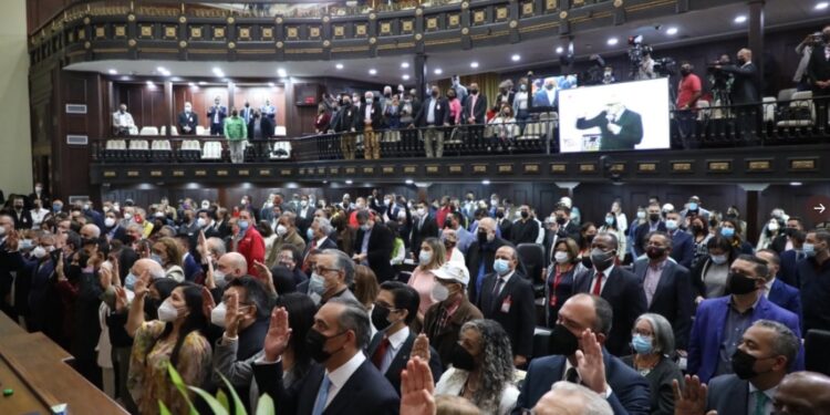 Asamblea chavista, magistrados TSJ. Foto Twitter.