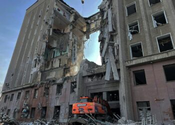 Ucrania, edificio oficial en Mikolaiv. Foto agencias.