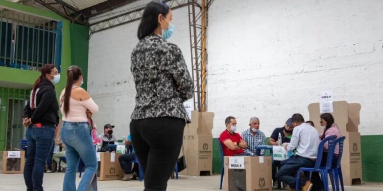 La Registraduría Nacional reiteró su llamado a las campañas políticas para que postulen a sus testigos electorales para las elecciones presidenciales 2022. Foto: Registraduría Nacional