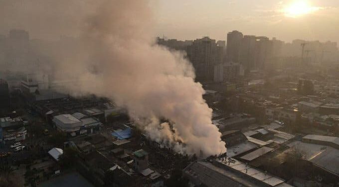 Incendio centro de Santiago de Chile. Foto Twitter