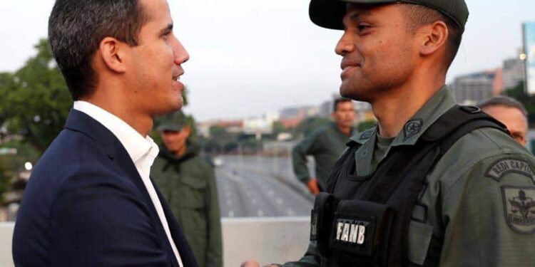 Juan Guaido. Pdte. (E) de Venezuela y Teniente coronel Ilich Alberto Sánchez Farías. Foto de archivo.