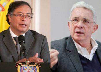 Gustavo Petro y Álvaro Uribe. Foto Semana.