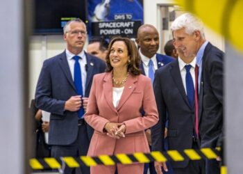 Vicepresidenta de EEUU, Kamala Harris, Nasa. Foto agencias.