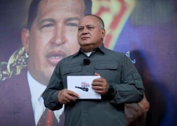 Diosdado Cabello. Foto Con el Mazo.