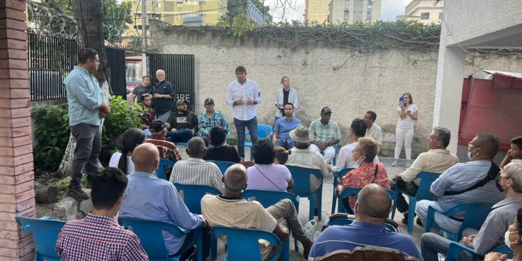 Carlos Prosperi en la parroquia San Juan - Caracas. Foto @prospericarlos